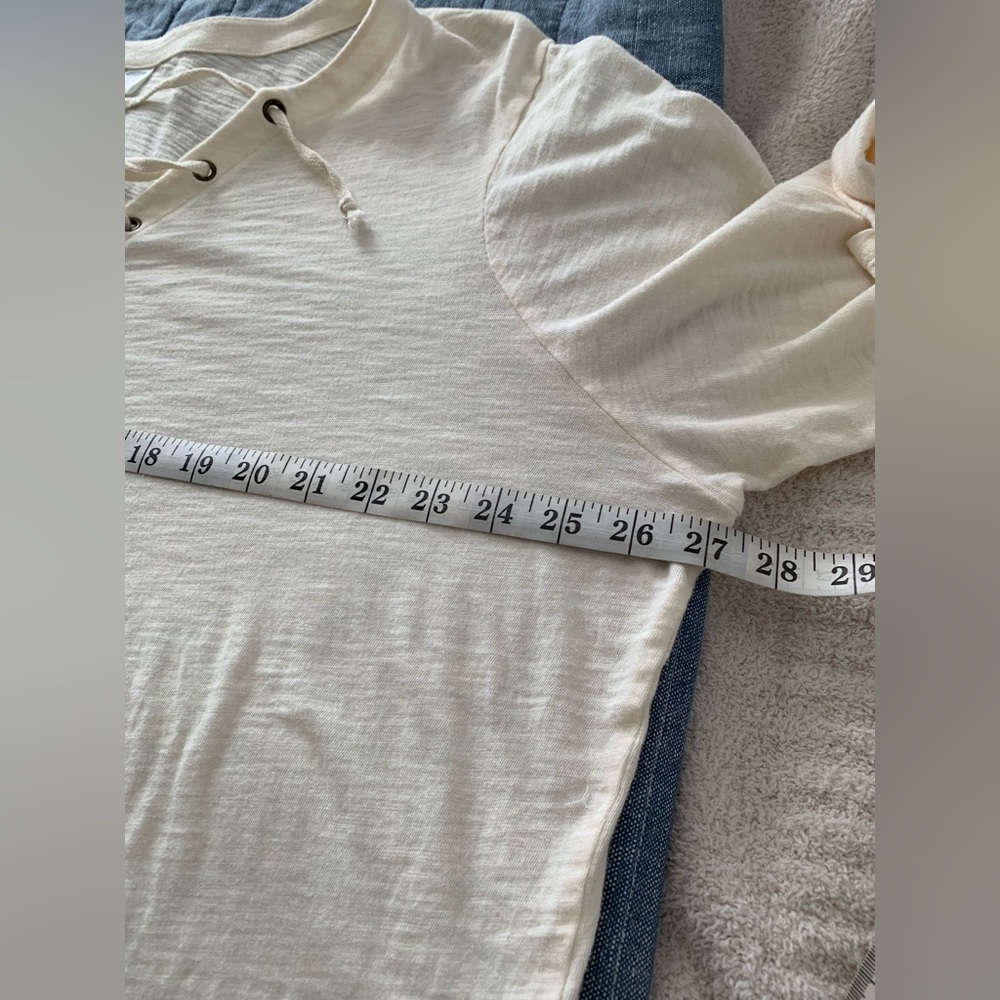 Old Navy Cream Lace-Up Tunic Top - Picture 4 of 6